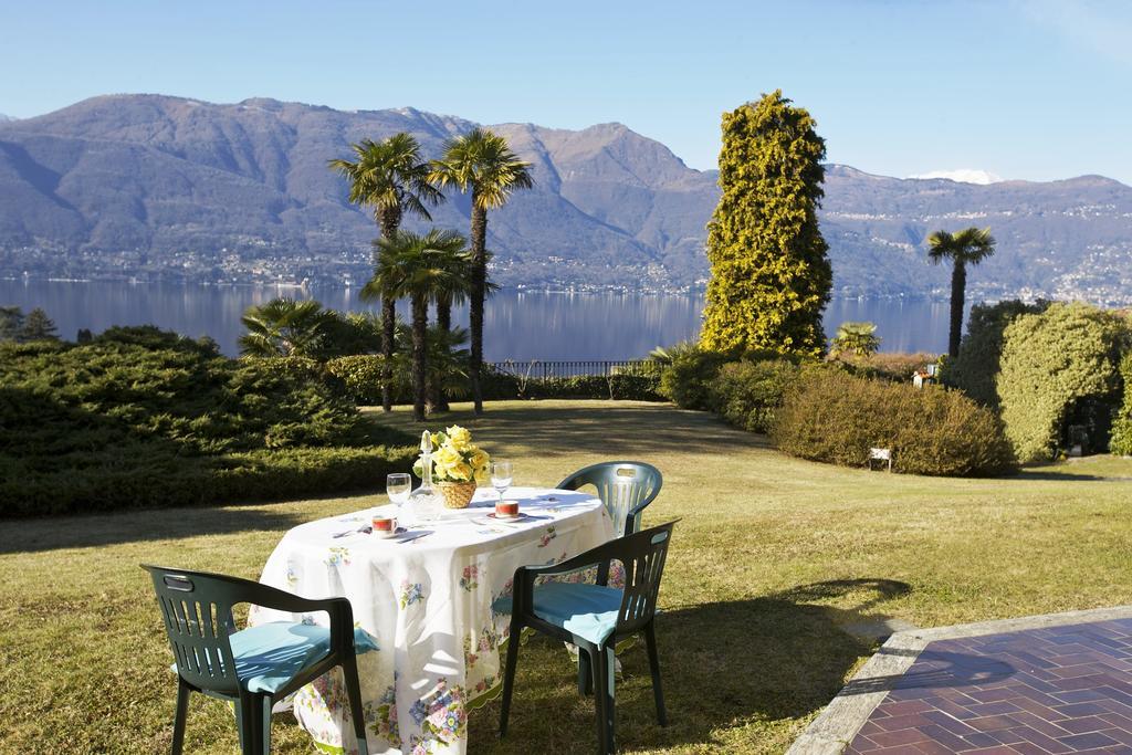Villa Panorama Porto Valtravaglia Exterior foto